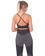 Load image into Gallery viewer, Megara Seamless Sports Bra With Striped Band - Black Savoy Active