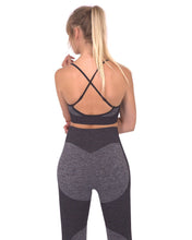 Load image into Gallery viewer, Megara Seamless Sports Bra With Striped Band - Black Savoy Active