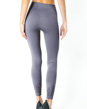 Load image into Gallery viewer, Mesh Seamless Legging With Ribbing Detail - Grey Purple Savoy Active