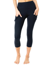 Load image into Gallery viewer, Jolie High-Waisted Capri Savoy Active