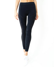 Load image into Gallery viewer, Milano Seamless Legging - Black Savoy Active