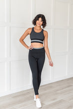 Load image into Gallery viewer, Rise Up Active Leggings Living Free Beauty